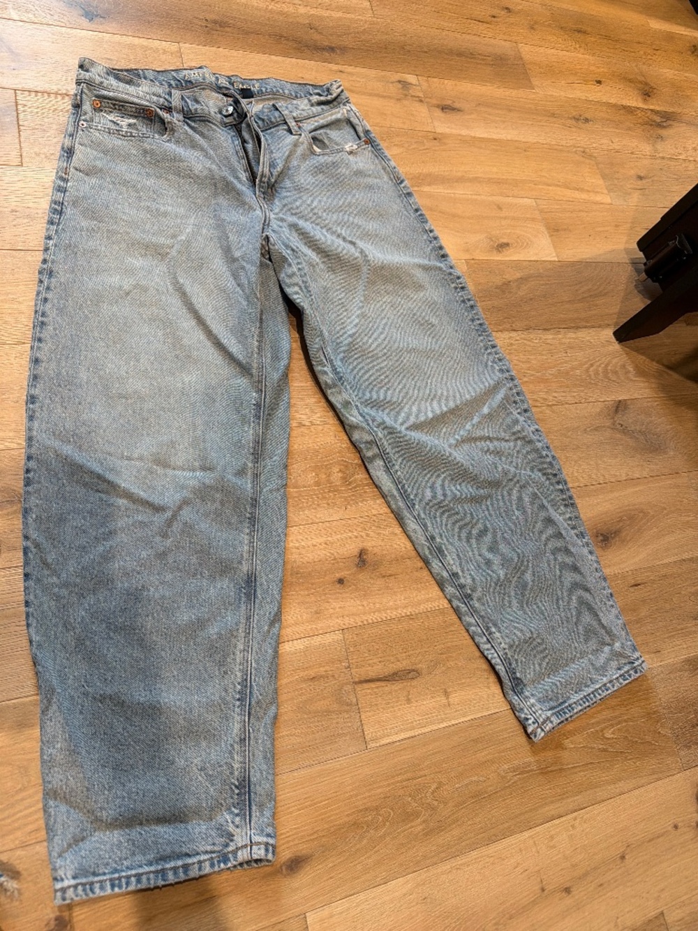 American eagle barrel jeans